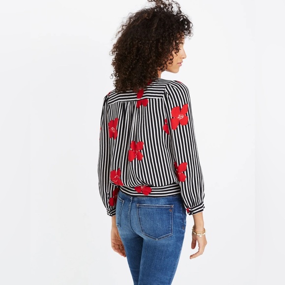 Madewell Wrap Top in Candied Orchids - Size M - Picture 3 of 5